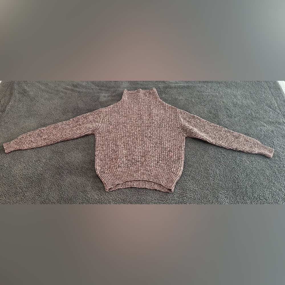 Aritzia Wilfred  100% Merino wool sweater